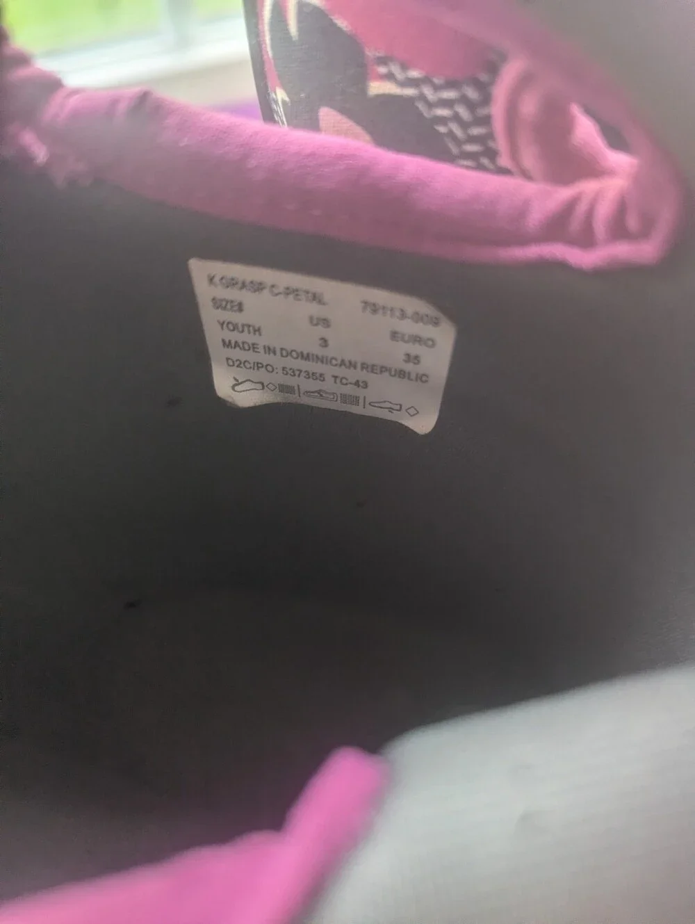 Bogs Youth Size 3 Kids Black and Pink Floral Waterproof Rain Boots